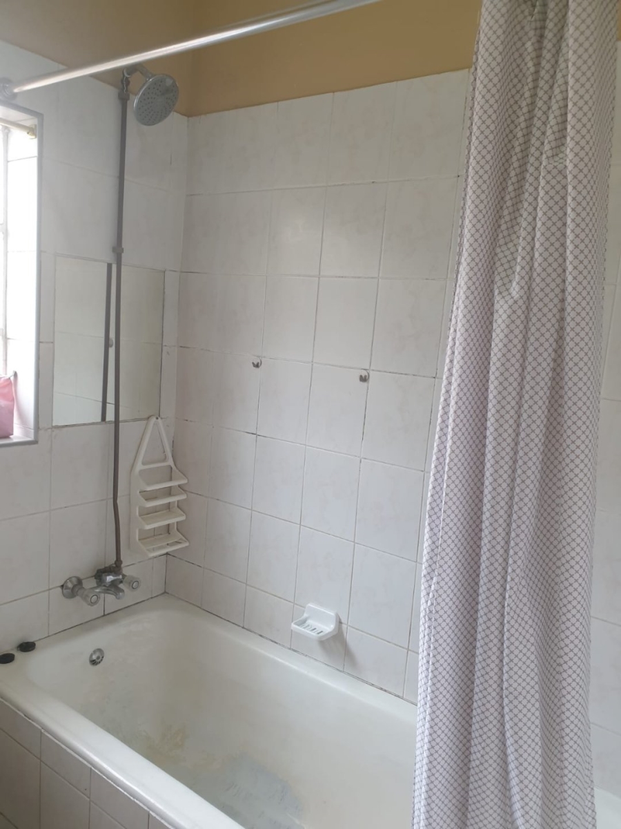 To Let 3 Bedroom Property for Rent in Airfield Gauteng