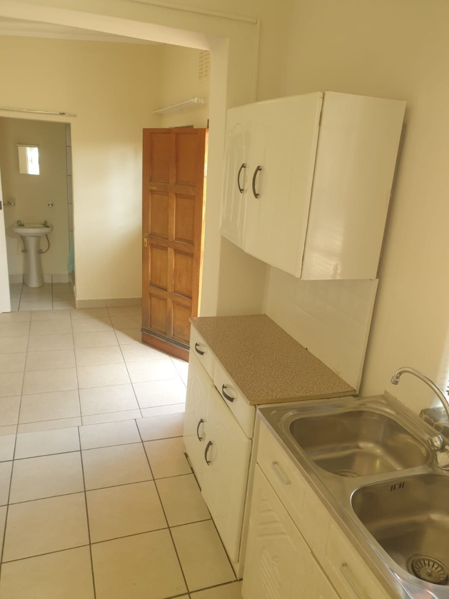 To Let 3 Bedroom Property for Rent in Airfield Gauteng