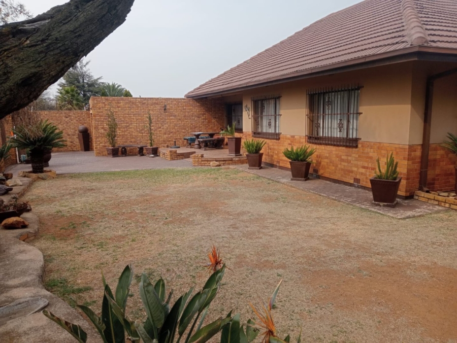 3 Bedroom Property for Sale in Parkdene Gauteng