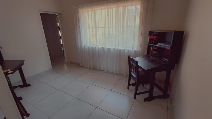 3 Bedroom Property for Sale in Parkdene Gauteng