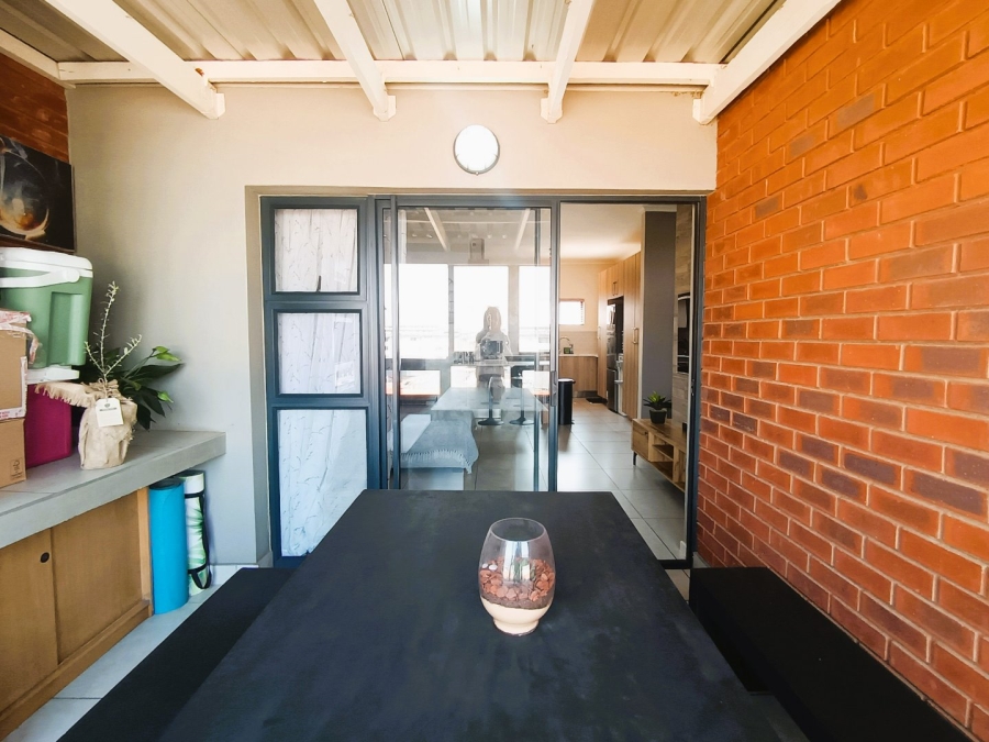 To Let 2 Bedroom Property for Rent in Irene Farm Villages Gauteng
