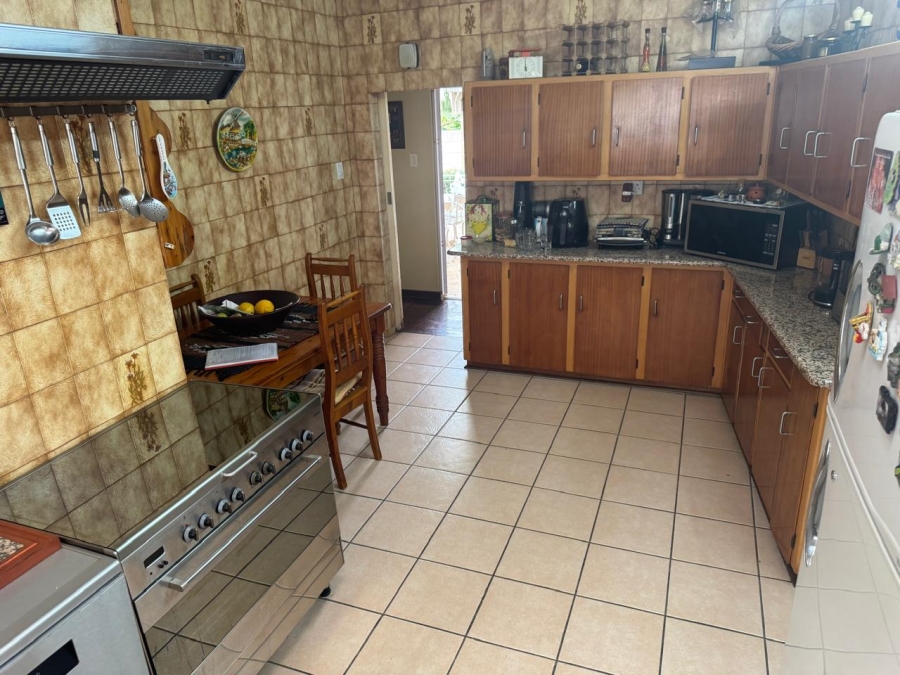4 Bedroom Property for Sale in Eldoraigne Gauteng