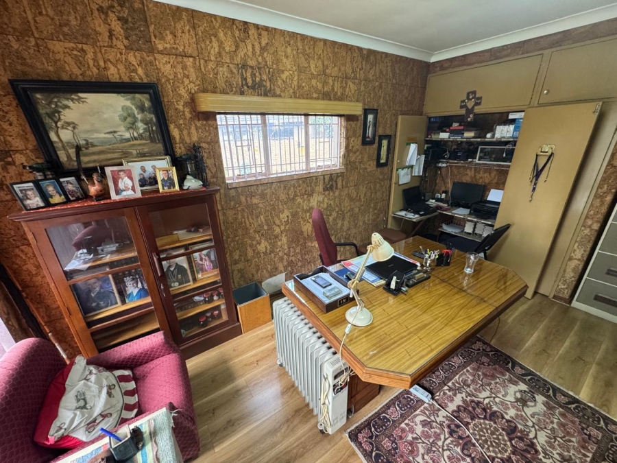 4 Bedroom Property for Sale in Eldoraigne Gauteng