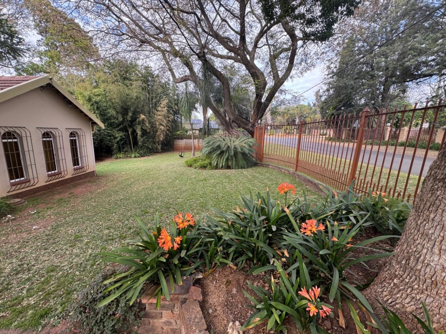 4 Bedroom Property for Sale in Eldoraigne Gauteng