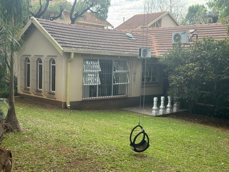 4 Bedroom Property for Sale in Eldoraigne Gauteng