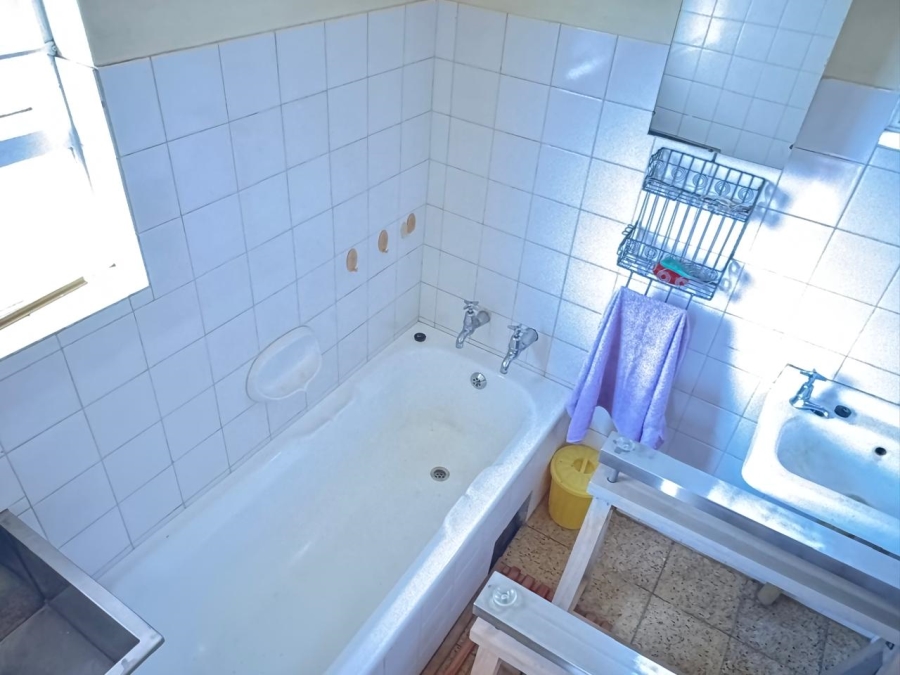 4 Bedroom Property for Sale in Eldoraigne Gauteng