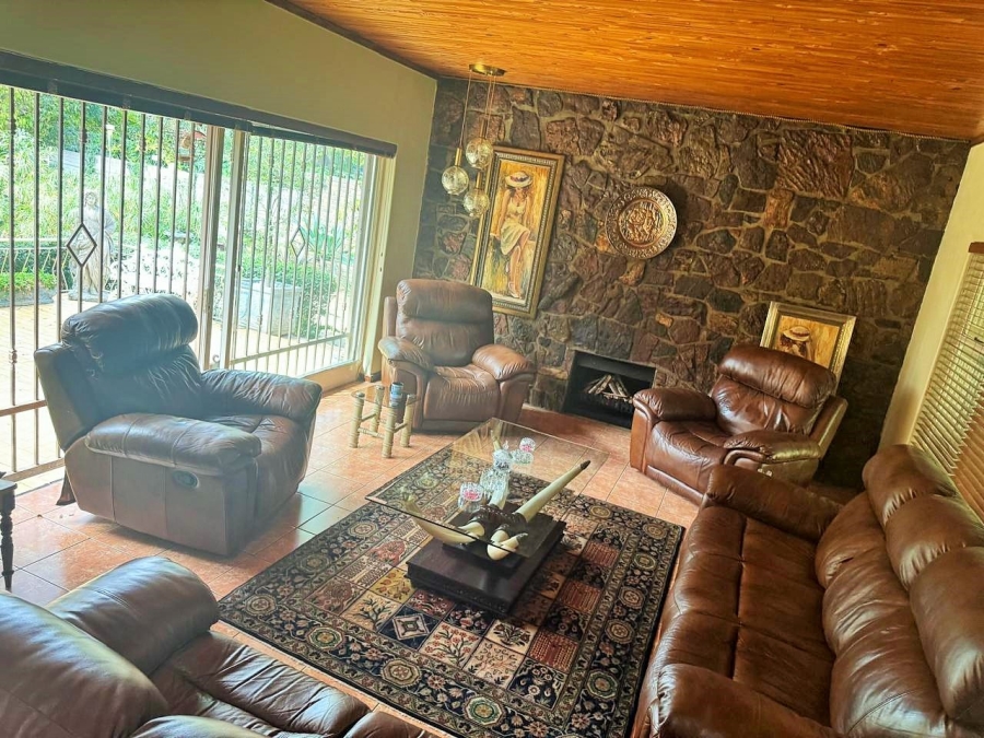 4 Bedroom Property for Sale in Eldoraigne Gauteng