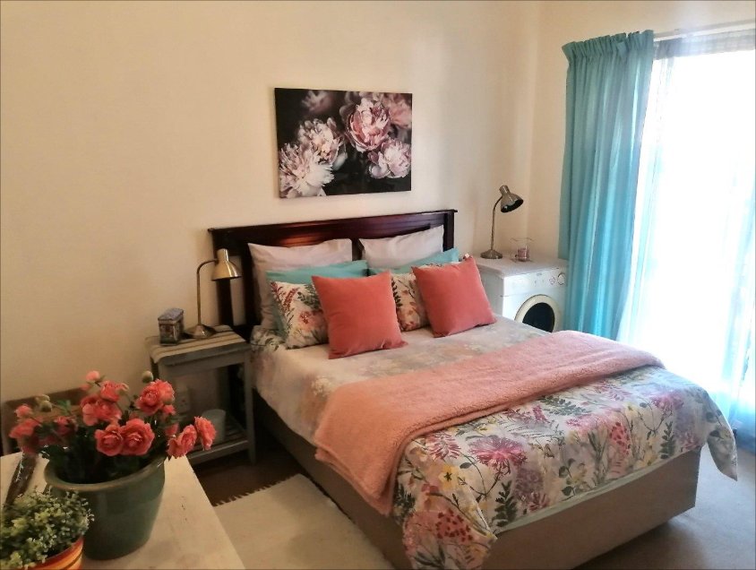 4 Bedroom Property for Sale in Garsfontein Gauteng