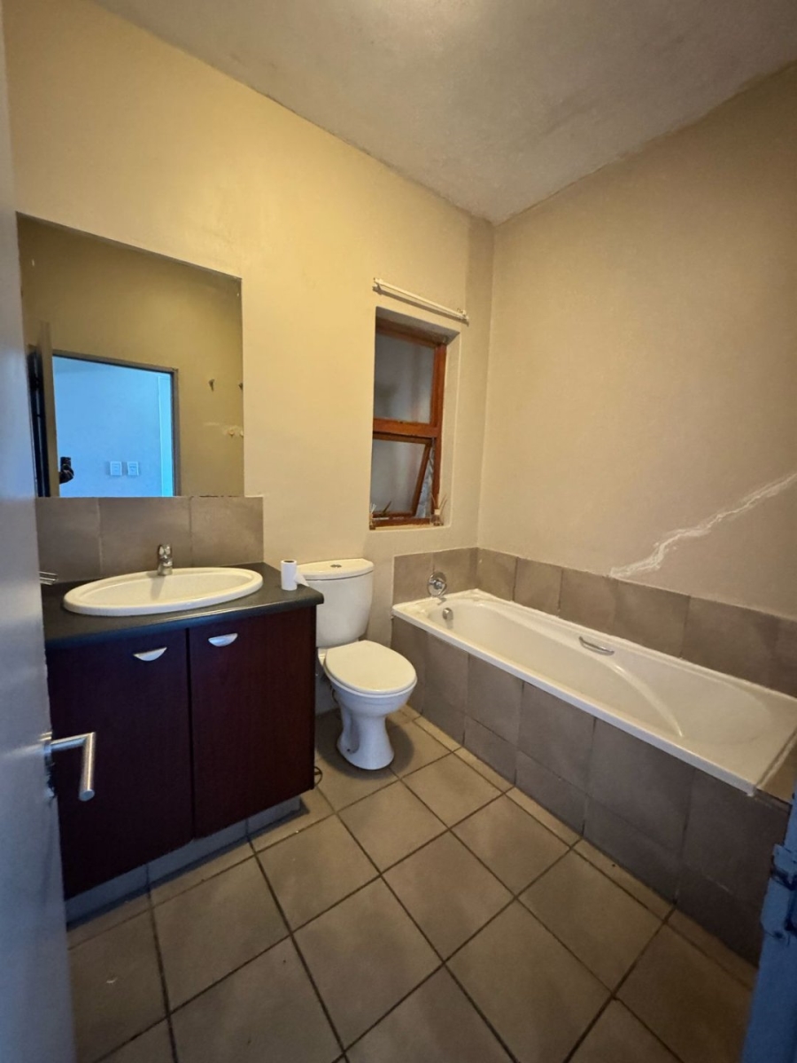 2 Bedroom Property for Sale in Carlswald Gauteng