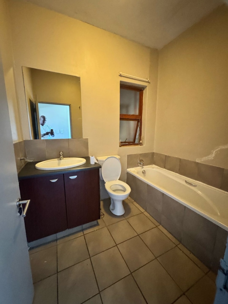 2 Bedroom Property for Sale in Carlswald Gauteng