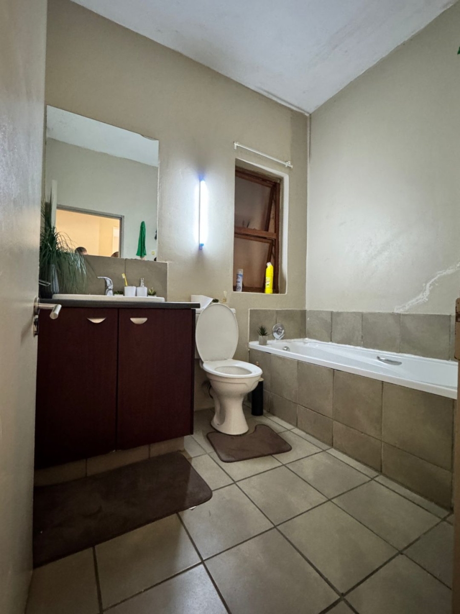 2 Bedroom Property for Sale in Carlswald Gauteng
