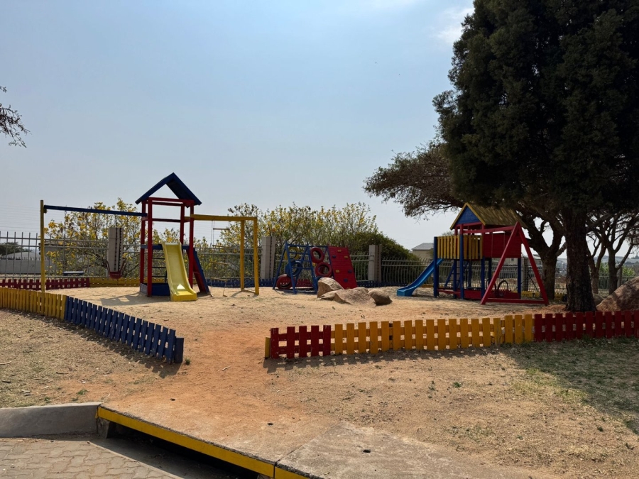 2 Bedroom Property for Sale in Carlswald Gauteng
