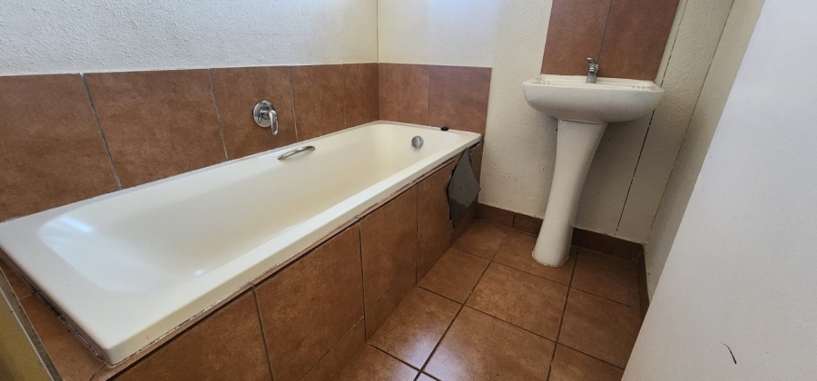 2 Bedroom Property for Sale in Sky City Gauteng