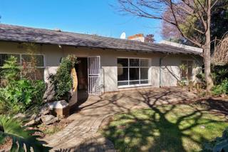 To Let 4 Bedroom Property for Rent in Morehill Gauteng