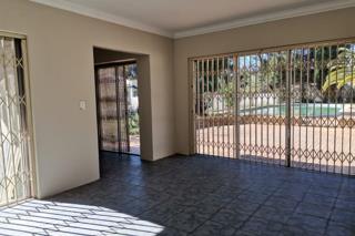 To Let 4 Bedroom Property for Rent in Morehill Gauteng