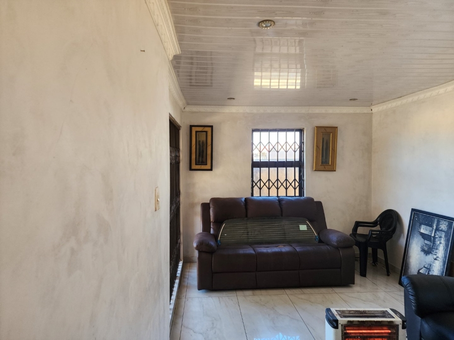 3 Bedroom Property for Sale in Protea Glen Gauteng