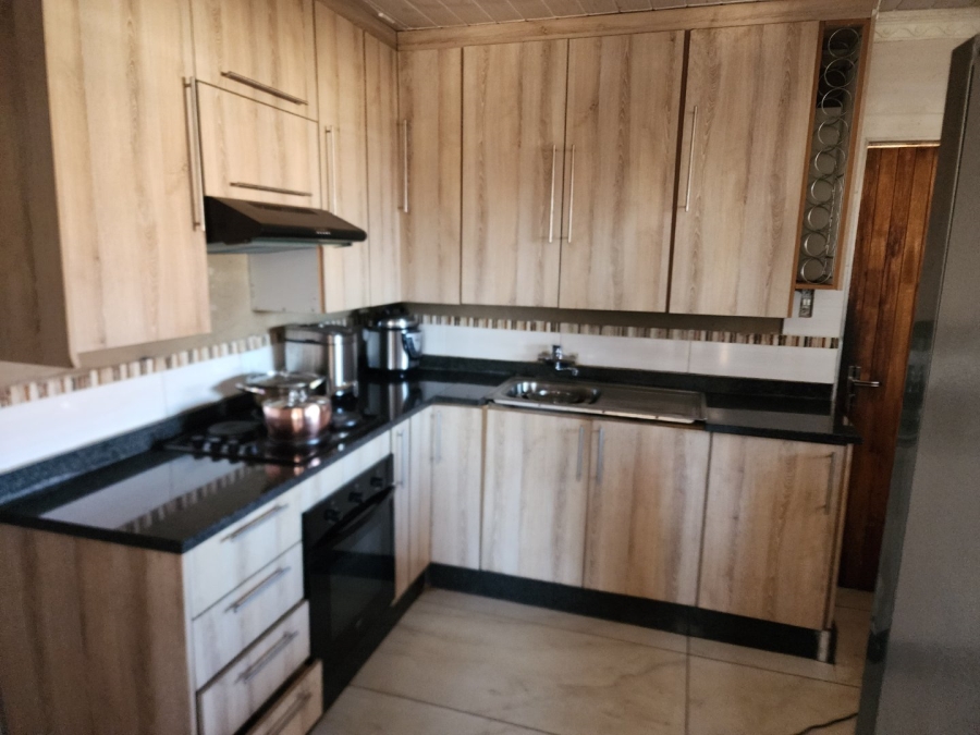 3 Bedroom Property for Sale in Protea Glen Gauteng