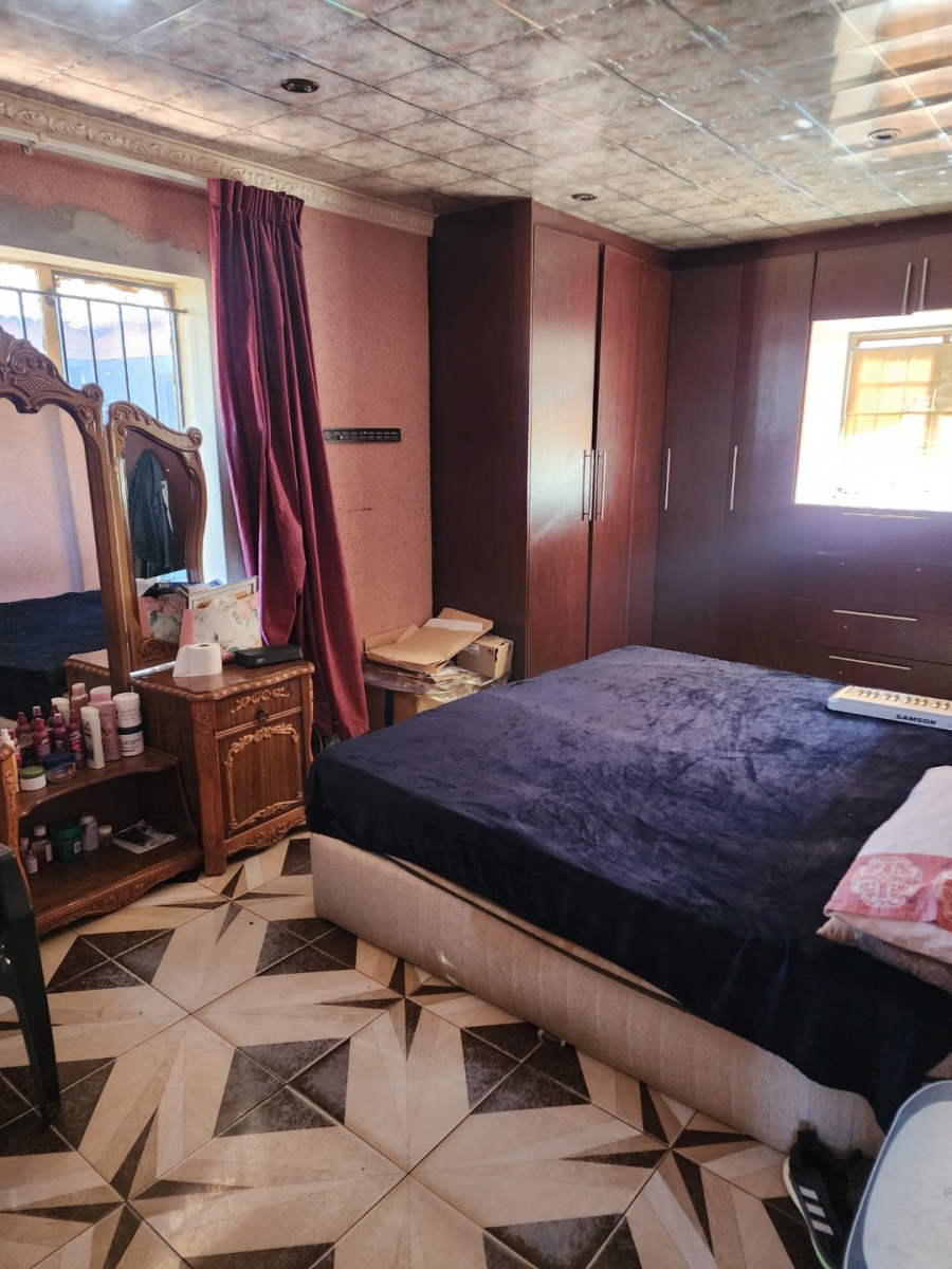 3 Bedroom Property for Sale in Protea Glen Gauteng
