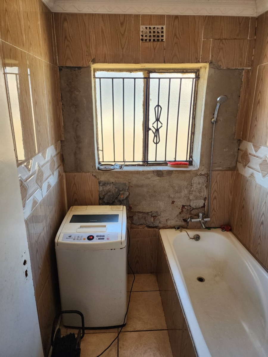 3 Bedroom Property for Sale in Protea Glen Gauteng