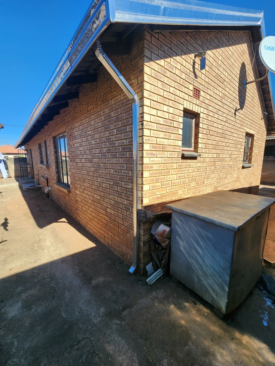3 Bedroom Property for Sale in Protea Glen Gauteng