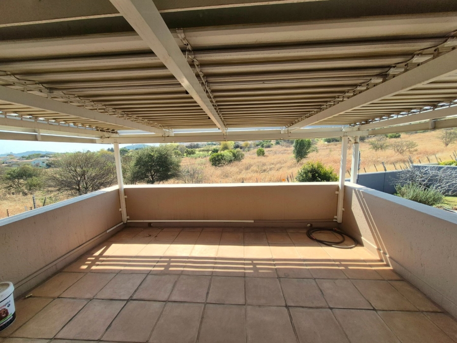 To Let 4 Bedroom Property for Rent in Monument Park Gauteng