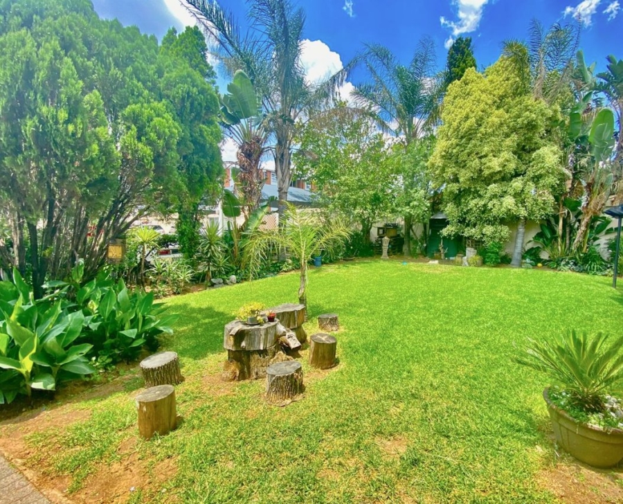 2 Bedroom Property for Sale in Vorna Valley Gauteng