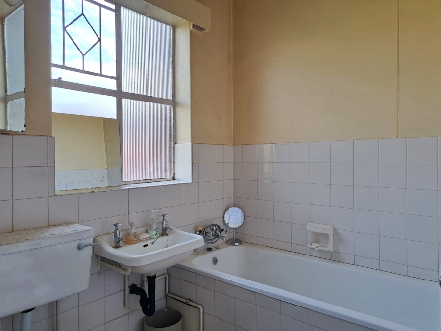 3 Bedroom Property for Sale in Birdhaven Gauteng