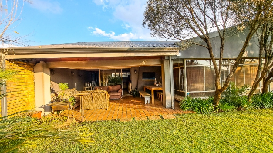 4 Bedroom Property for Sale in Vanderbijlpark SW 1 Gauteng