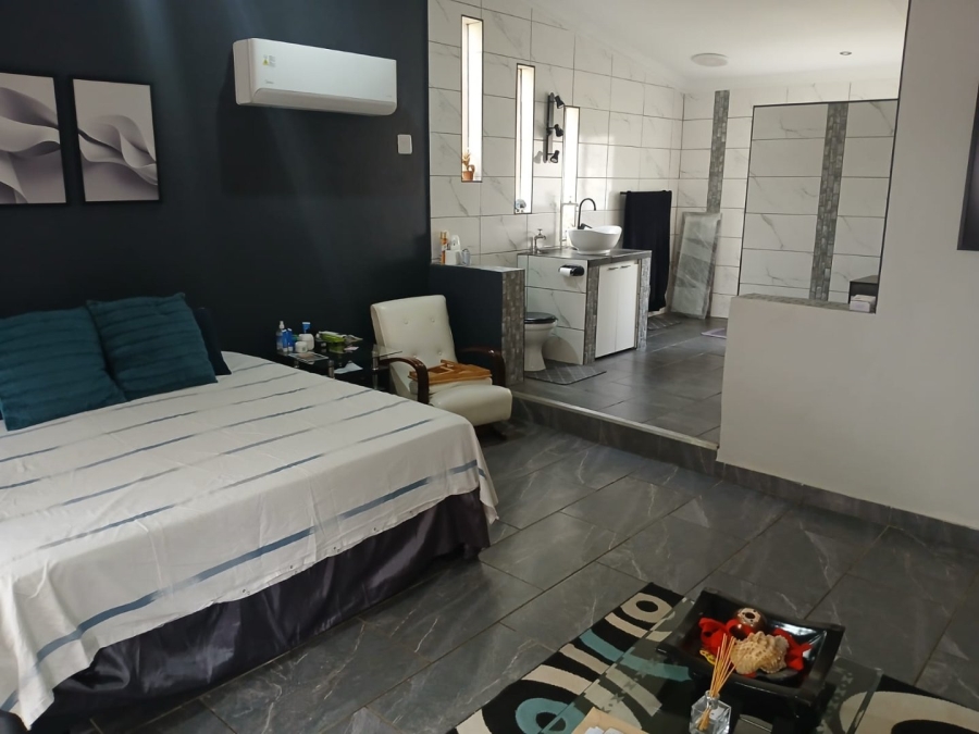 9 Bedroom Property for Sale in Patryshoek A H Gauteng