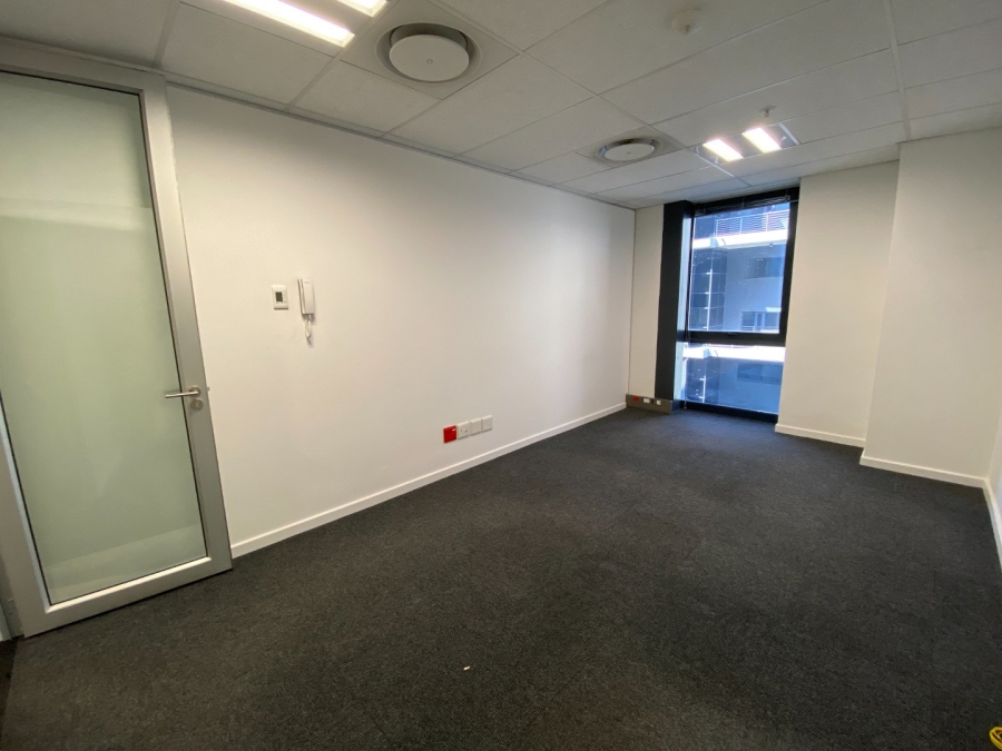 To Let commercial Property for Rent in Vorna Valley Gauteng