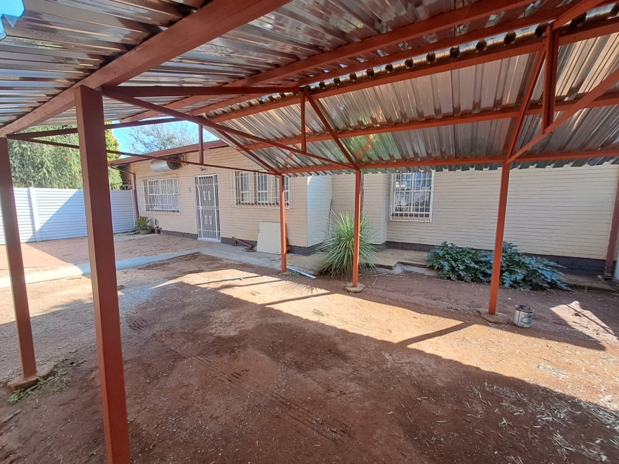 To Let 3 Bedroom Property for Rent in Elsburg Gauteng