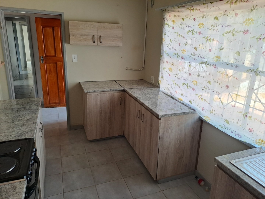 To Let 3 Bedroom Property for Rent in Elsburg Gauteng