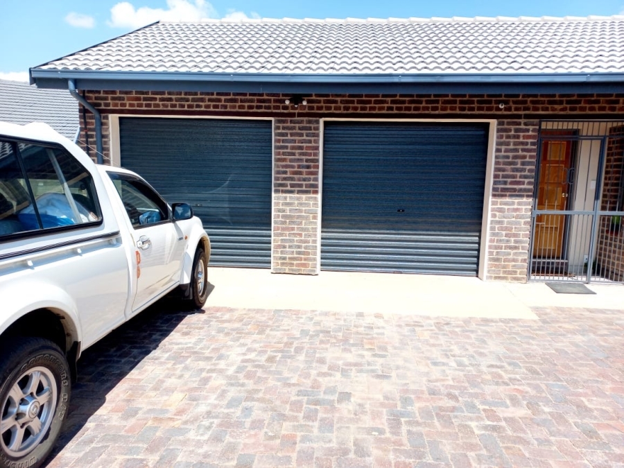 To Let 4 Bedroom Property for Rent in Rynfield Gauteng