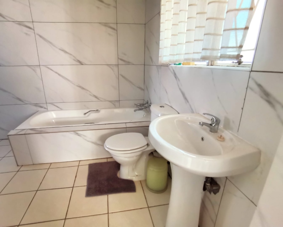 3 Bedroom Property for Sale in Kookrus Gauteng