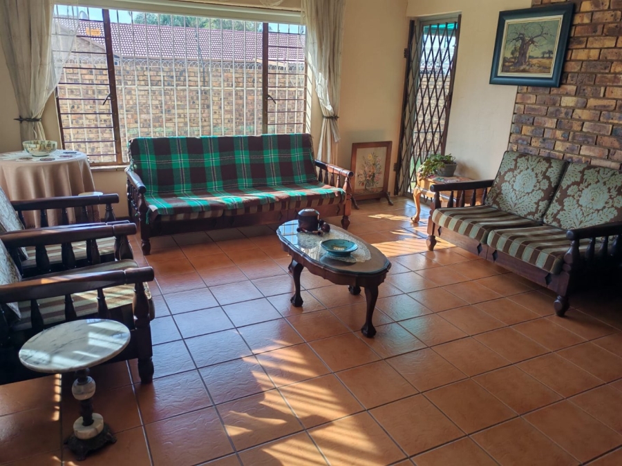 3 Bedroom Property for Sale in Wierda Park Gauteng
