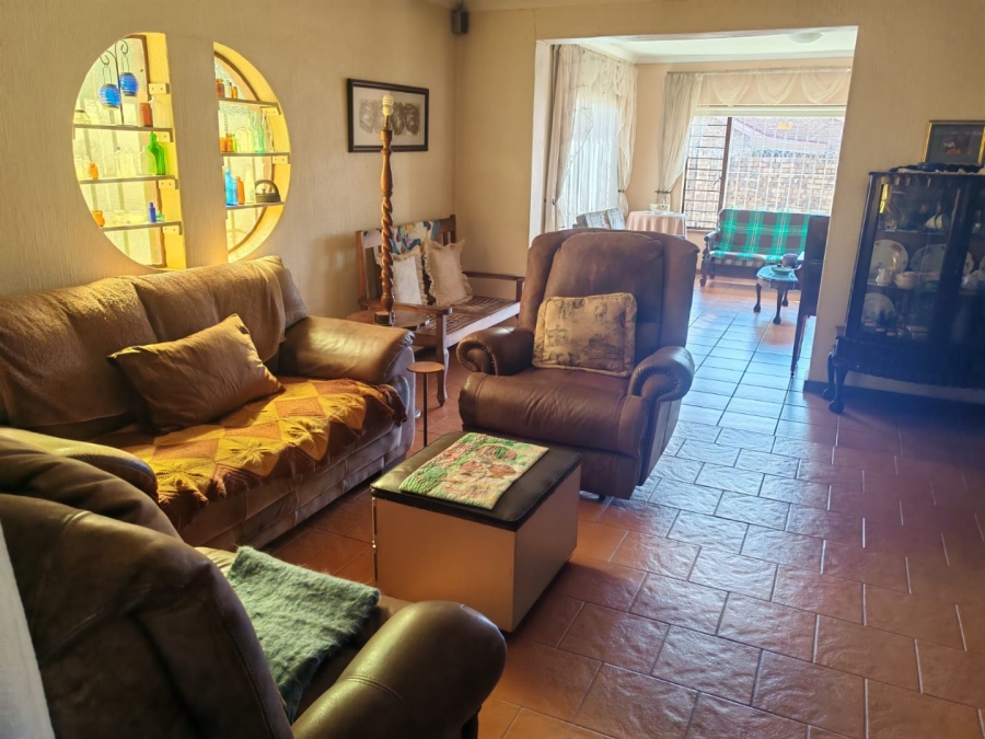 3 Bedroom Property for Sale in Wierda Park Gauteng