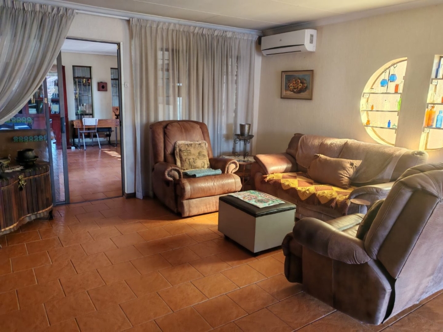 3 Bedroom Property for Sale in Wierda Park Gauteng