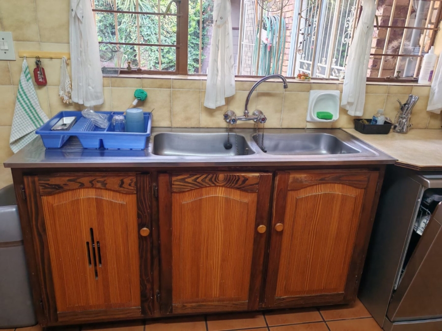 3 Bedroom Property for Sale in Wierda Park Gauteng