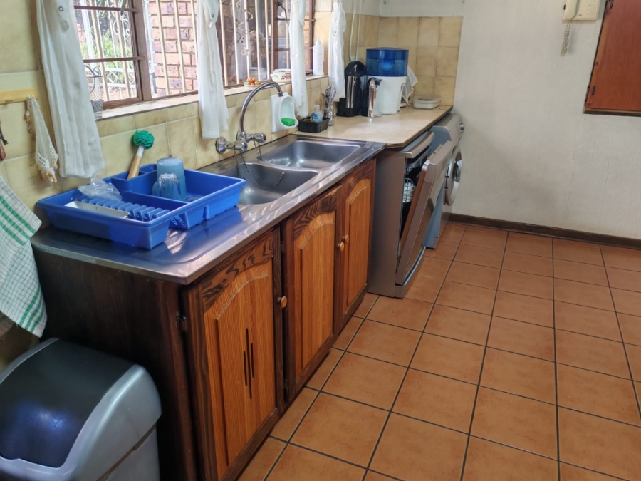 3 Bedroom Property for Sale in Wierda Park Gauteng