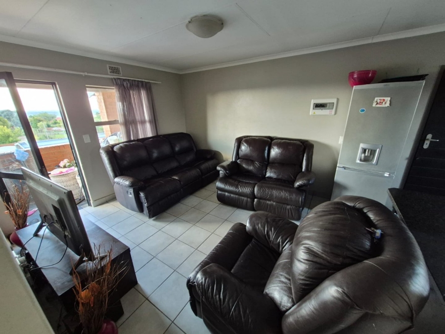2 Bedroom Property for Sale in Heuweloord Gauteng