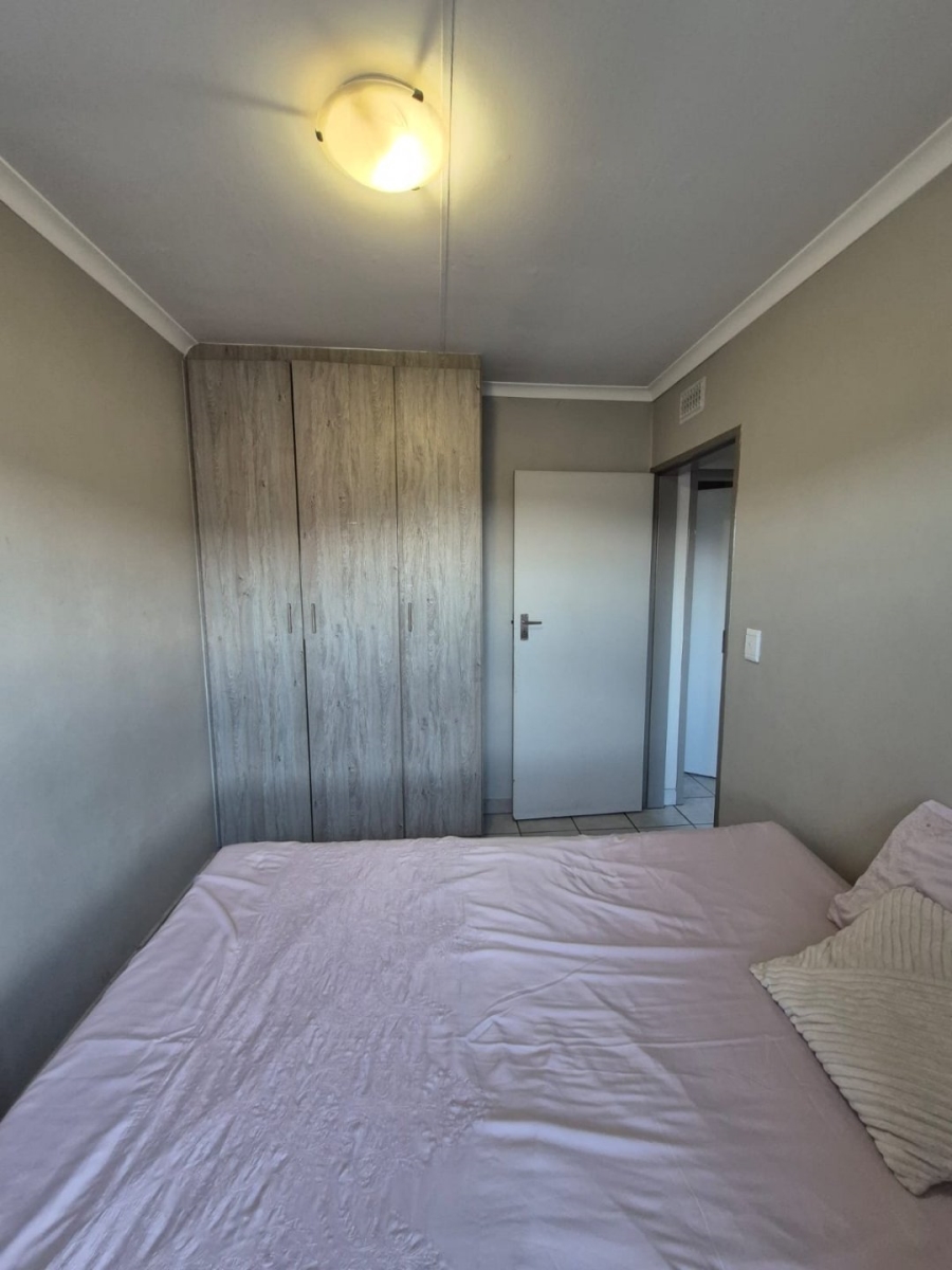2 Bedroom Property for Sale in Heuweloord Gauteng