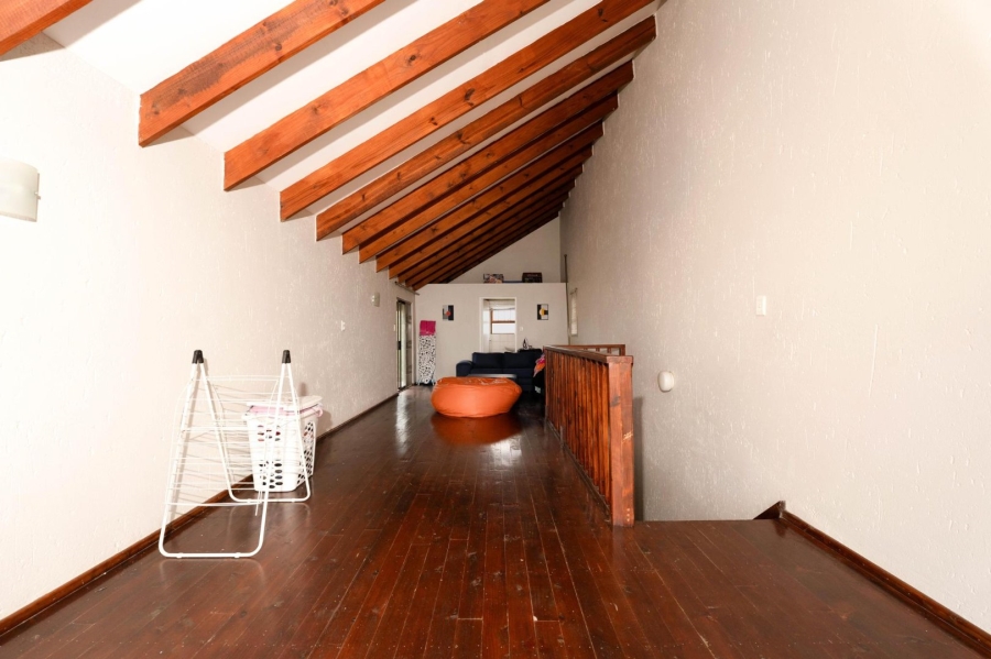 To Let 2 Bedroom Property for Rent in Paulshof Gauteng