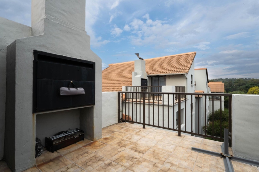 To Let 2 Bedroom Property for Rent in Paulshof Gauteng