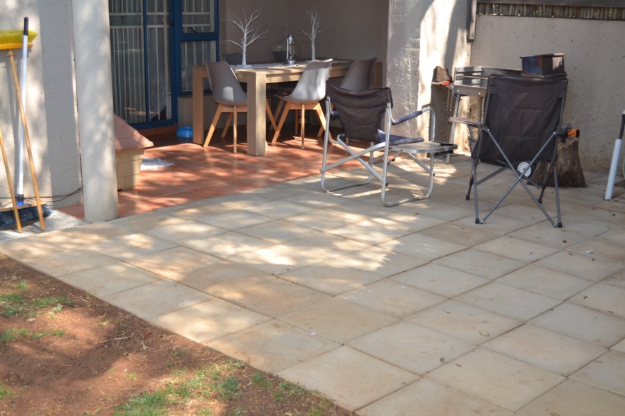 2 Bedroom Property for Sale in New Brighton Gauteng