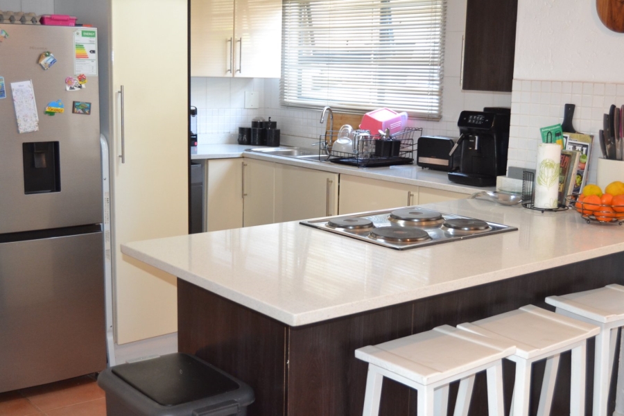 2 Bedroom Property for Sale in New Brighton Gauteng
