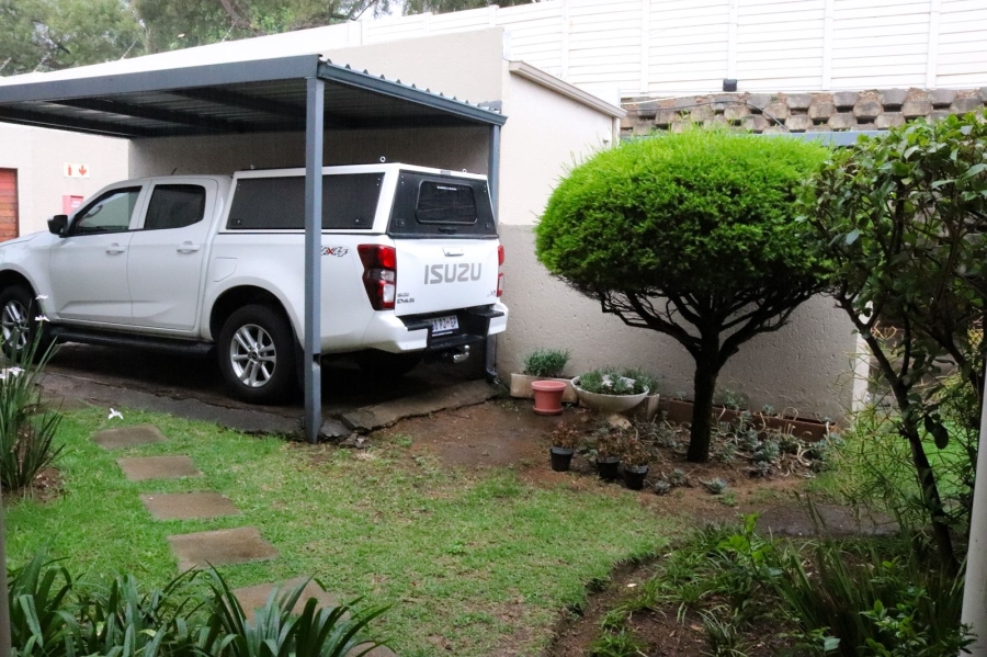 2 Bedroom Property for Sale in New Brighton Gauteng