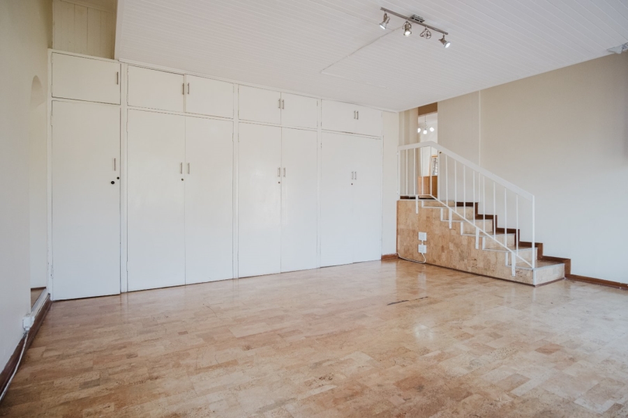 3 Bedroom Property for Sale in Glenvista Gauteng
