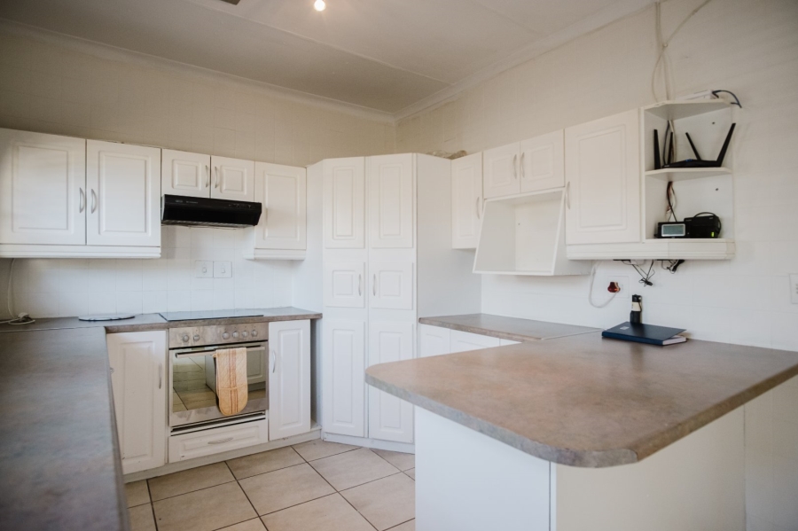3 Bedroom Property for Sale in Glenvista Gauteng