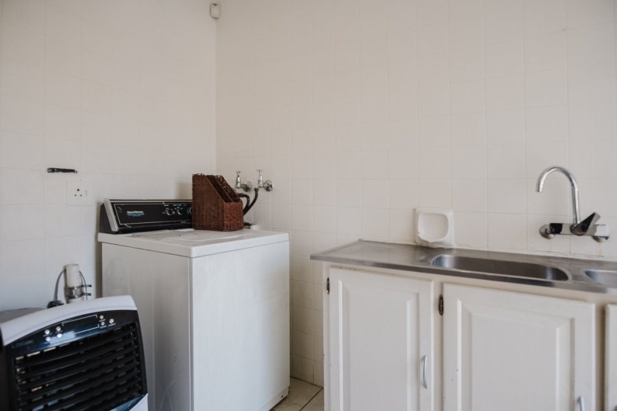 3 Bedroom Property for Sale in Glenvista Gauteng