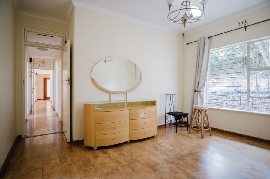 3 Bedroom Property for Sale in Glenvista Gauteng